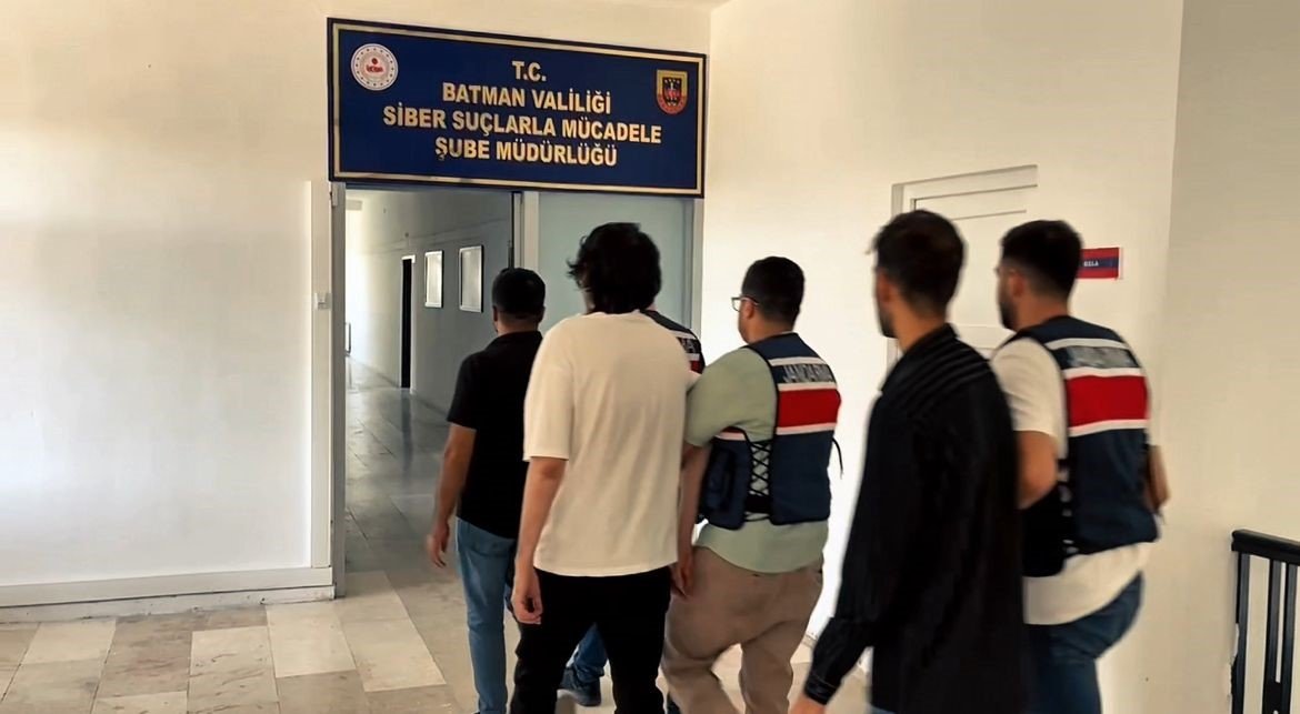 batmanda-yasa-disi-bahis-operasyonu-3-gozalti