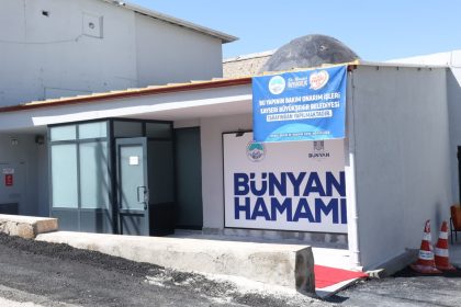 bunyanda-iki-onemli-proje-halkin-hizmetine-sunuluyor