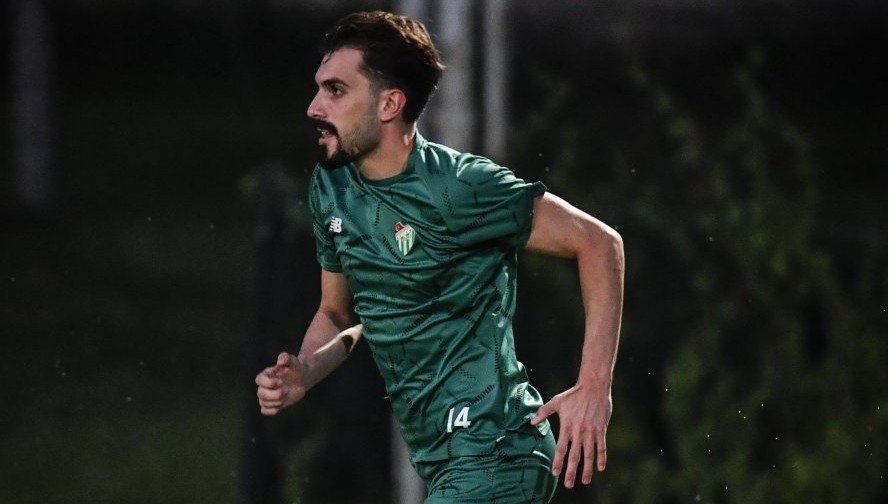 bursaspor-arnavutkoy-maci-hazirliklarini-tamamladi