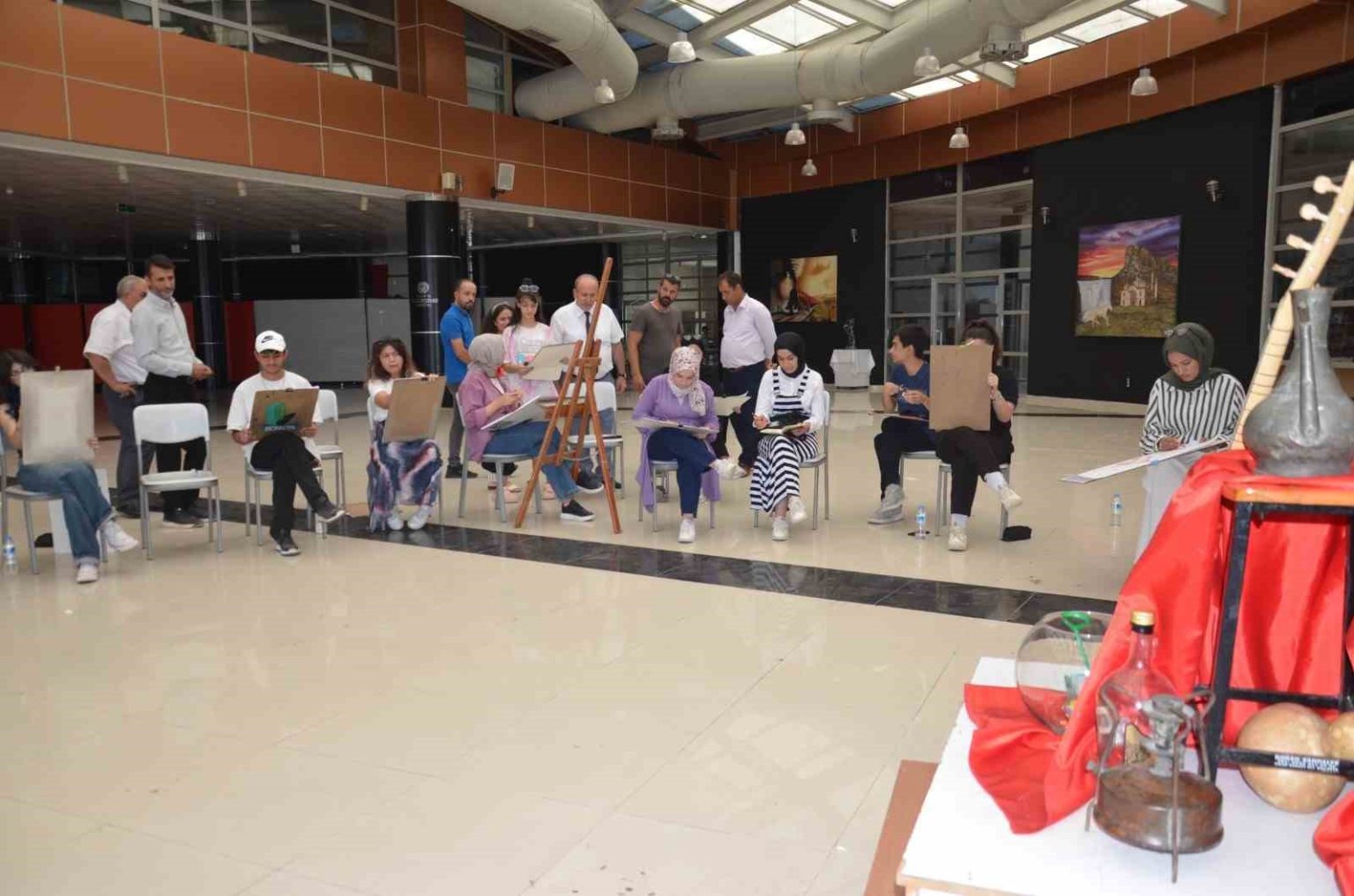 buyuksehir-belediyesi-genclere-sanat-kapisi-aciyor