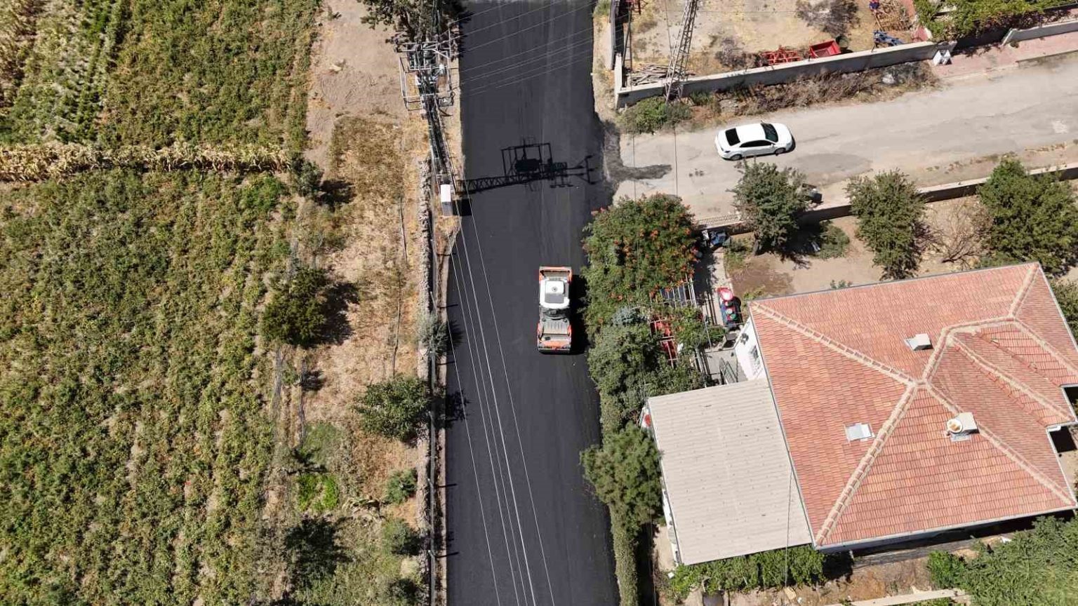buyuksehirden-develi-ilcesi-gazi-mahallesinde-8-milyon-tllik-sicak-asfalt-yatirimi