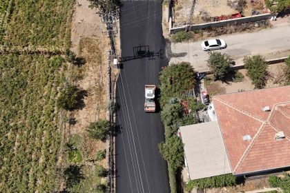 buyuksehirden-develi-ilcesi-gazi-mahallesinde-8-milyon-tllik-sicak-asfalt-yatirimi