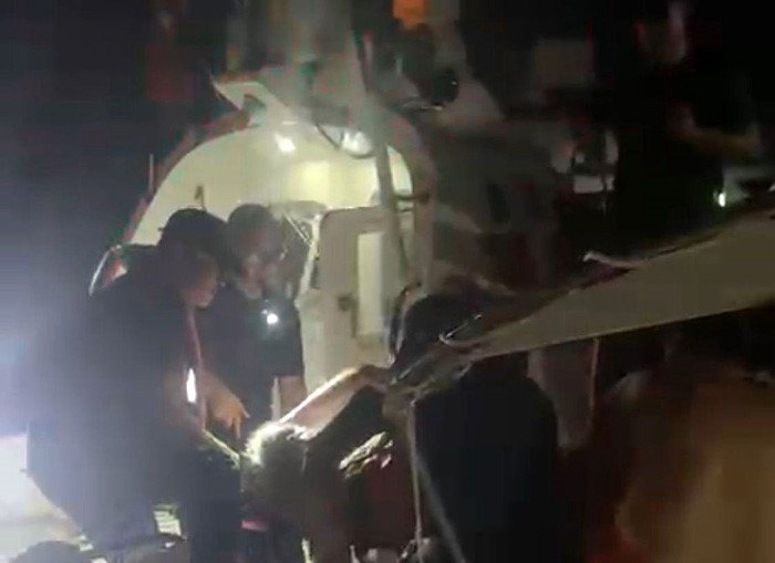 doktor-telefonla-baglandi-kaptanlar-ilk-mudahaleyi-yapti