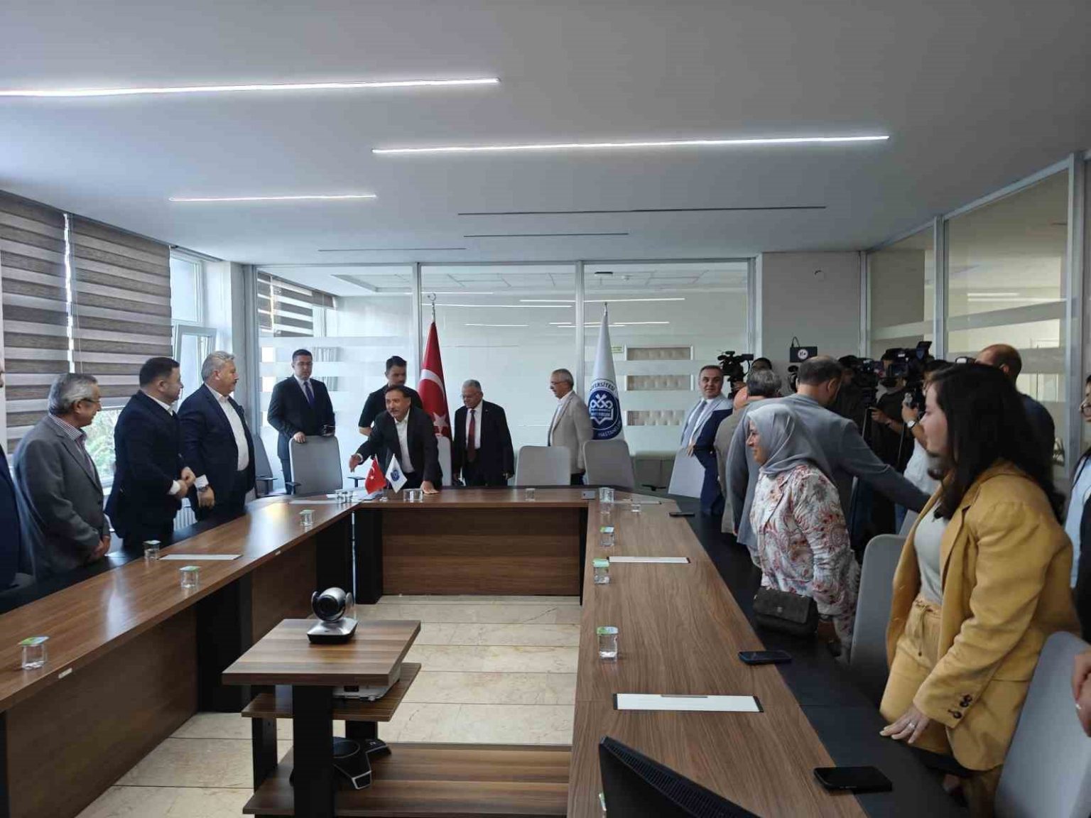 erude-hem-acilis-hem-protokol-toreni