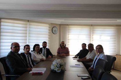 gediz-myo-ve-ticaret-ve-sanayi-odasindan-egitimde-is-birligi-protokolu