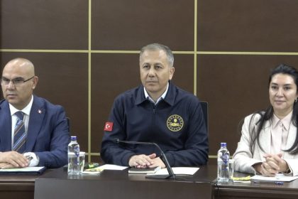 icisleri-bakani-yerlikaya-agrida-stk-temsilcileriyle-bulustu