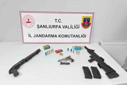 jandarmadan-uyusturucu-operasyonlari-8-gozalti