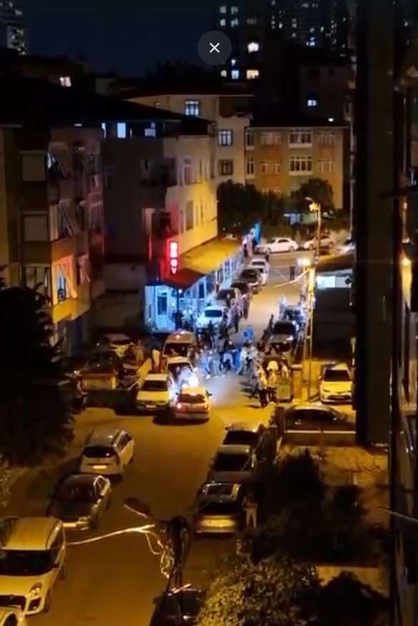 kartalda-dugun-sonrasi-kavga-kalabaligin-uzerine-aracini-surdu