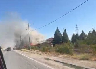 kereste-fabrikasinda-cikan-yangin-panige-sebep-oldu