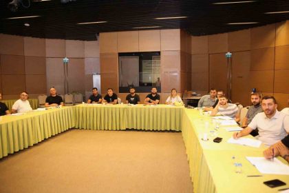 kucukcekmecede-personele-ilk-yardim-egitimi