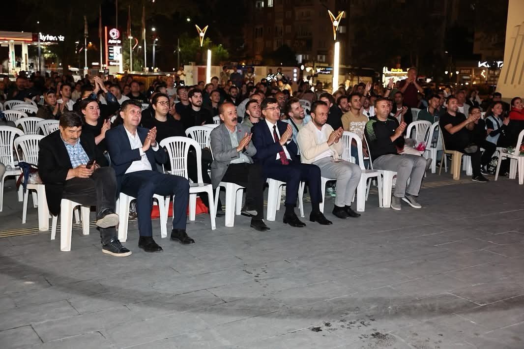 kutahyada-yari-final-heyecani-dev-ekranda-yasandi