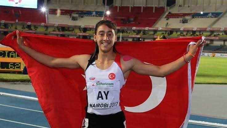 milli-atlet-mizgin-ay-dunya-evine-girdi