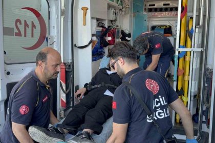 ogrenci-servisine-silahli-saldiri-1i-ogrenci-2-yarali