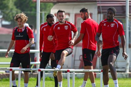 samsunspor-antalyaspor-engelini-kayipsiz-gecmek-istiyor