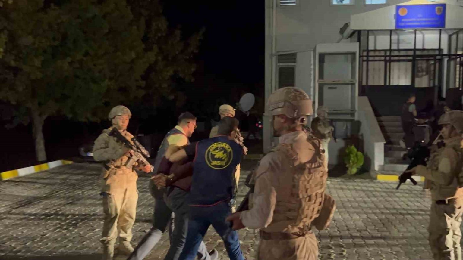 vanda-kasten-oldurme-olayinin-firarileri-tutuklandi