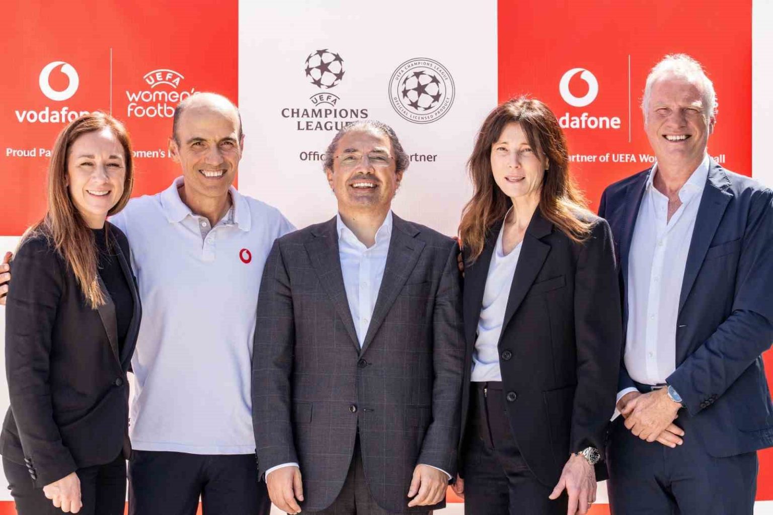 vodafone-sampiyonlar-ligi-ve-uefa-kadin-futbolunun-sponsoru-oldu