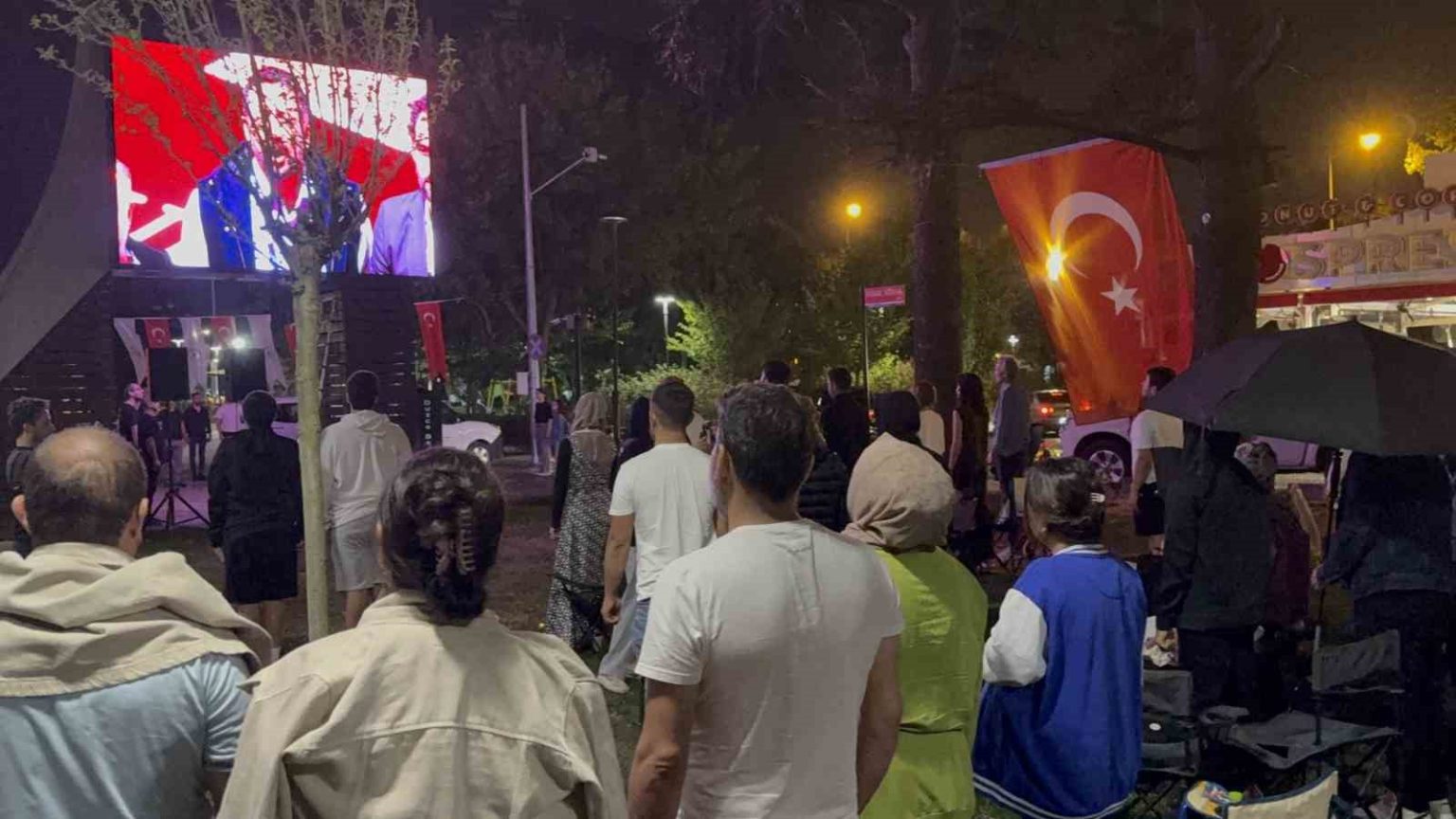 yagmura-ragmen-buyuk-heyecan