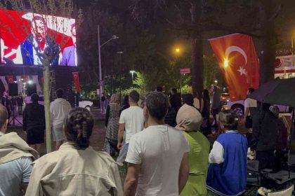 yagmura-ragmen-buyuk-heyecan