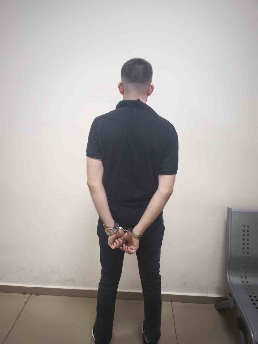 4-ayri-suctan-hukum-giyen-sahis-yakalandi