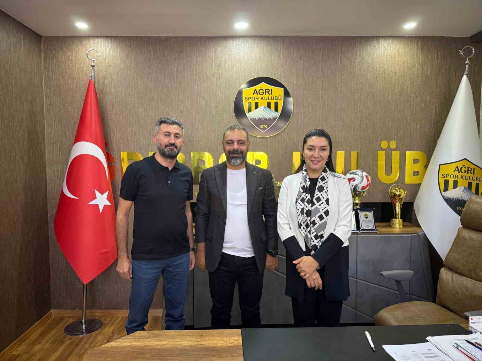 ak-parti-agri-il-baskani-ilhami-yildiz-agri-sporumuzun-her-zaman-yanindayiz