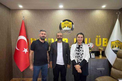 ak-parti-agri-il-baskani-ilhami-yildiz-agri-sporumuzun-her-zaman-yanindayiz