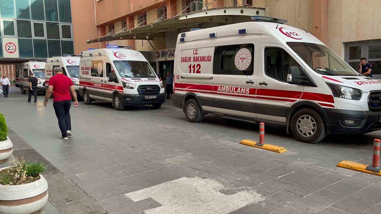 batmanda-minibusun-carptigi-1-yasindaki-bebek-hayatini-kaybetti