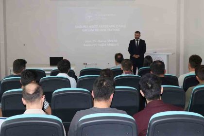 bayburtta-saglik-okuryazarligi-egitimleri-devam-ediyor