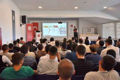din-gorevlisi-adaylarina-ilk-yardim-semineri