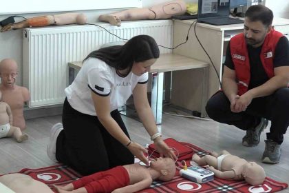 dunya-ilk-yardim-gununde-tema-iklim-degisikligi