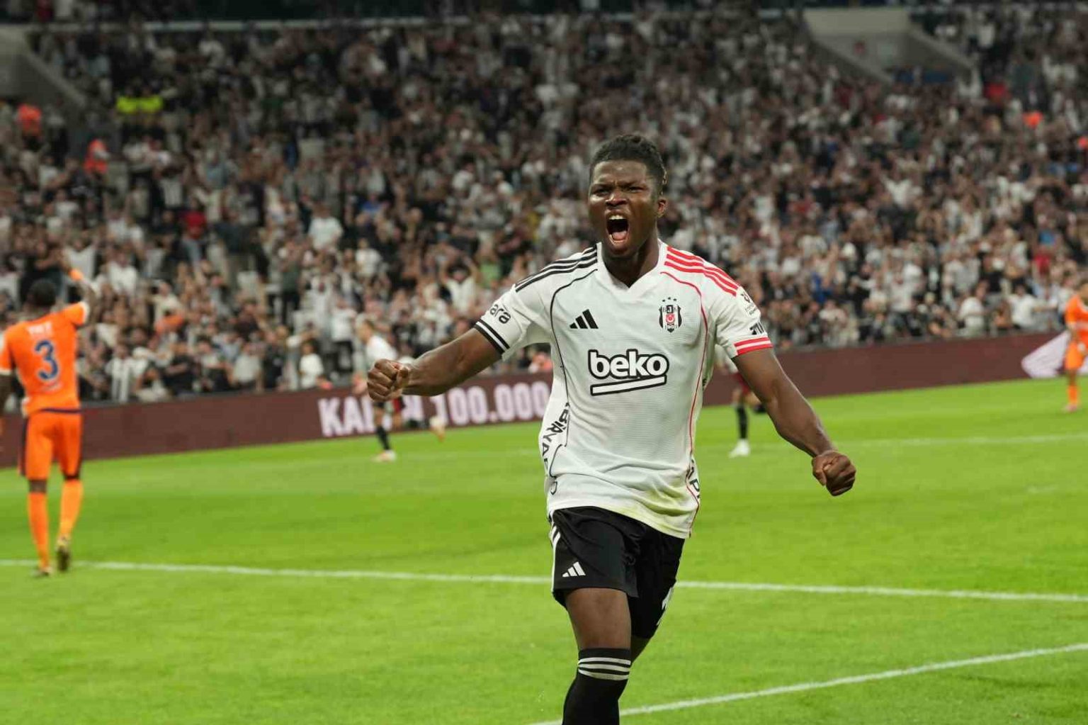 el-bilal-toure-ilk-golunu-dolmabahcede-atti