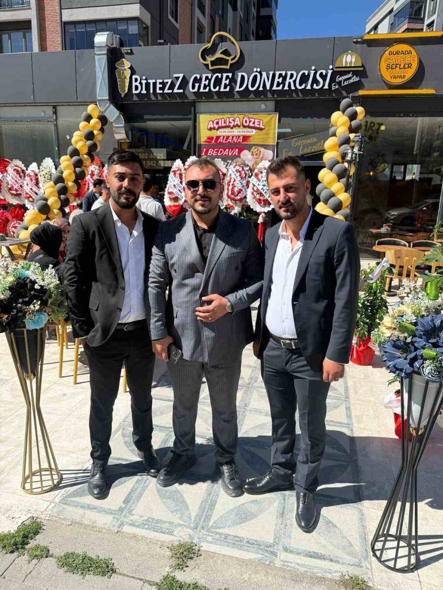 genc-girisimciler-yeni-isyerlerini-acti