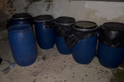 hatayda-bin-260-litre-fermente-halde-sahte-icki-ele-gecirildi