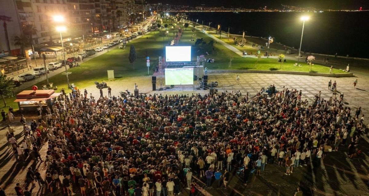 izmirde-dev-ekranlarda-final-heyecani-yasanacak