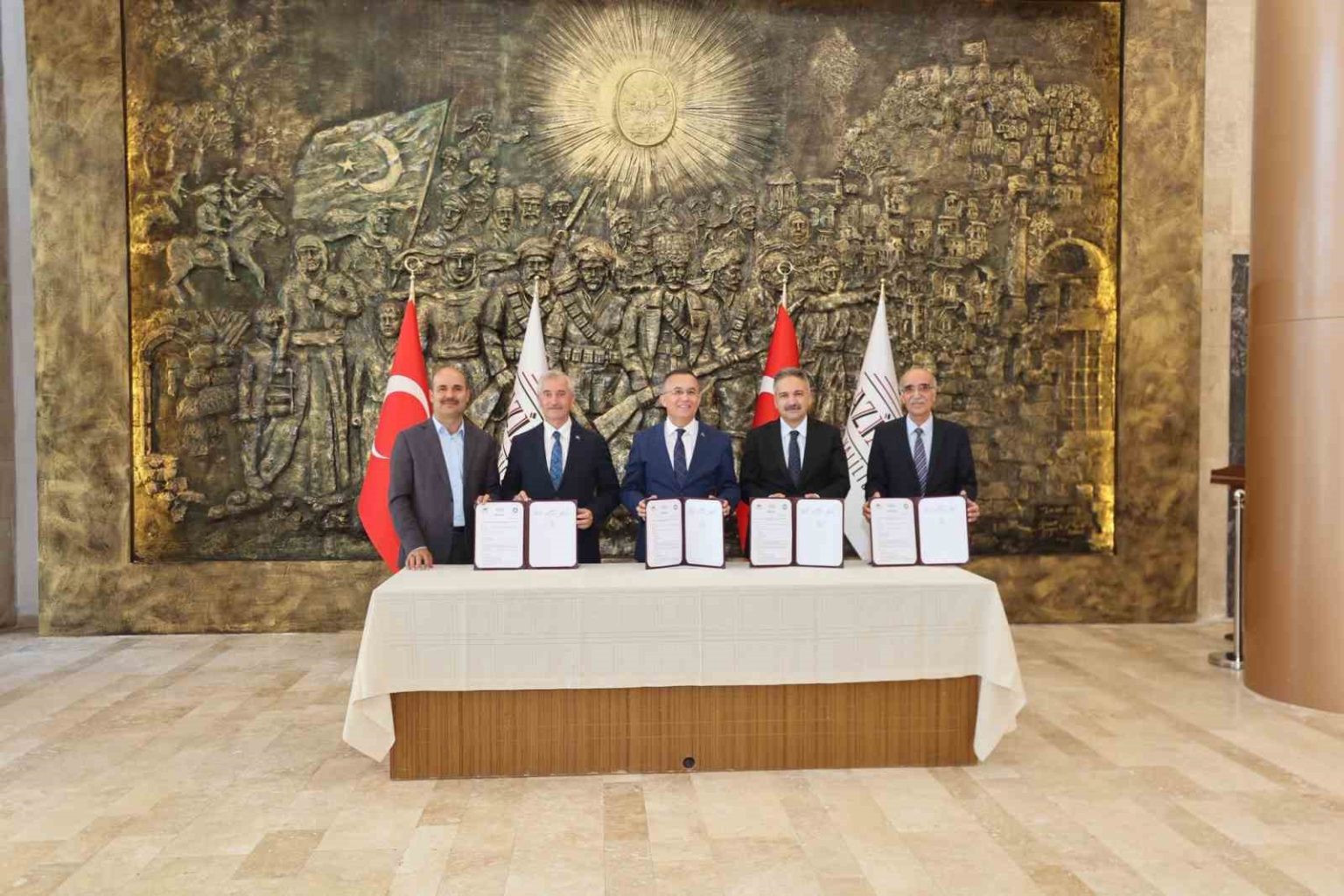 sahinbey-belediyesinden-ciftcilere-tohumu-ve-gubre-destegi
