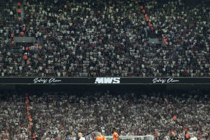 trendyol-super-lig-besiktas-0-rams-basaksehir-0-ilk-yari
