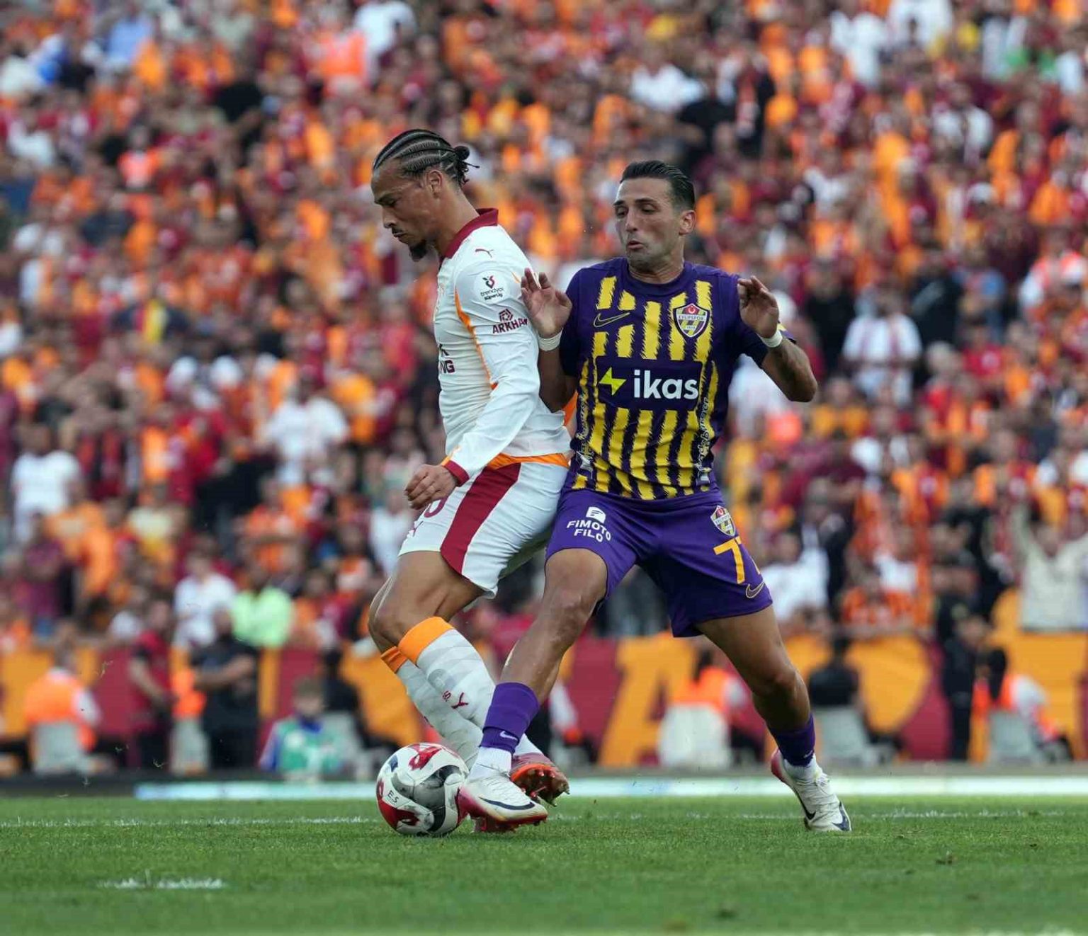 trendyol-super-lig-eyupspor-0-galatasaray-0-ilk-yari