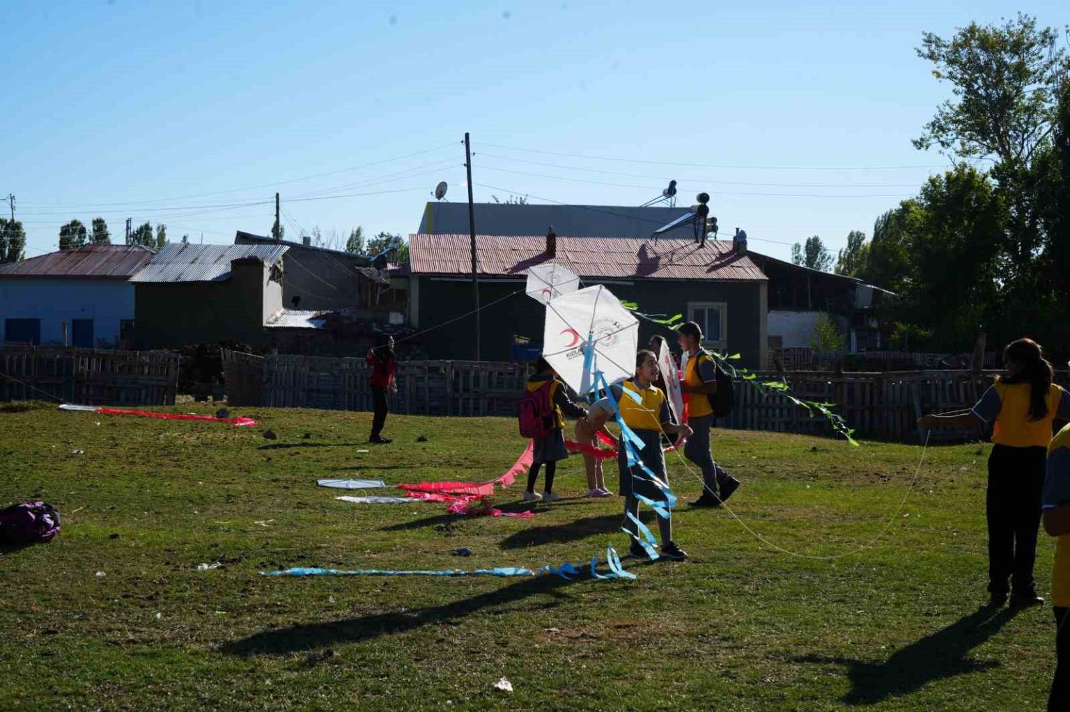 ucurtmalar-bu-kez-sirac-icin-havalandi