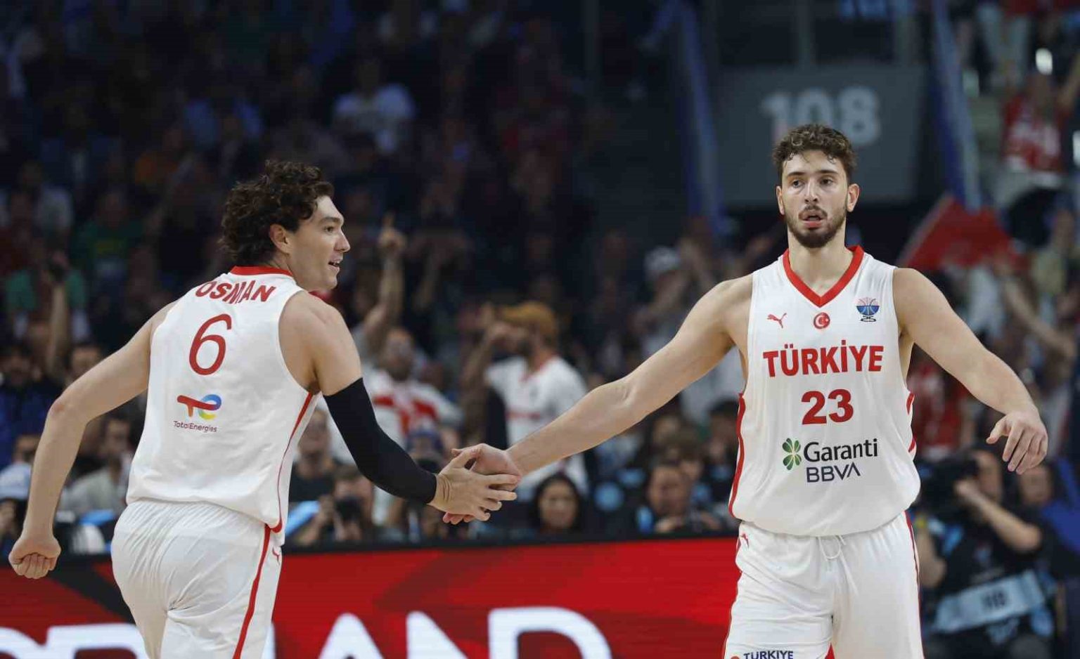 a-milli-erkek-basketbol-takimi-ikinci-kez-avrupa-ikincisi-oldu