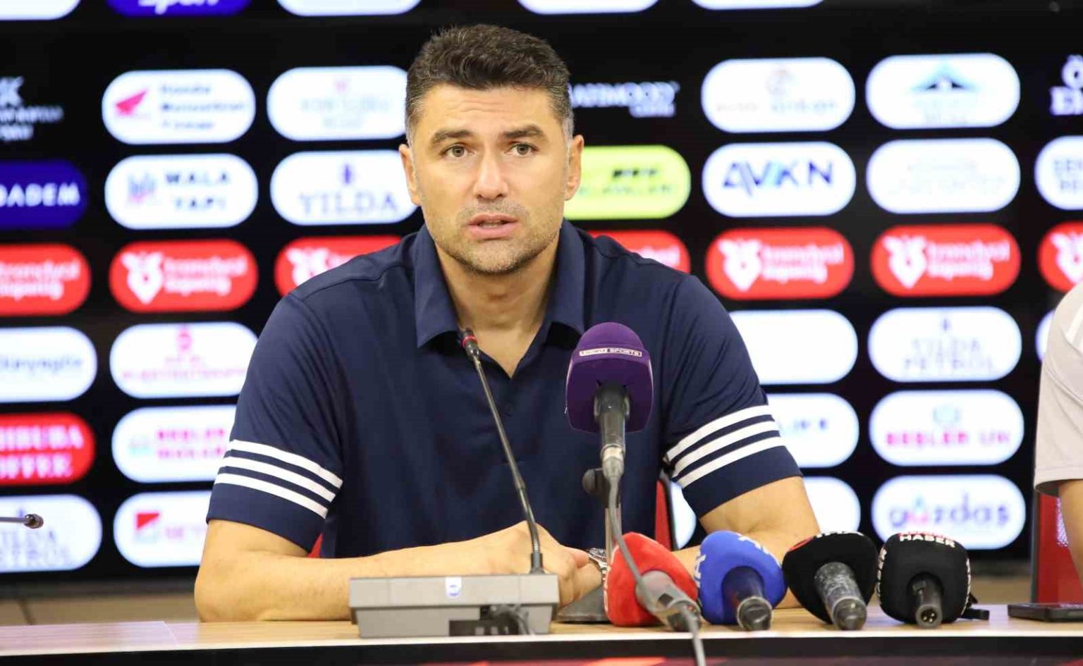 burak-yilmaz-saha-icinde-sakin-kalarak-istedigimizi-aldik