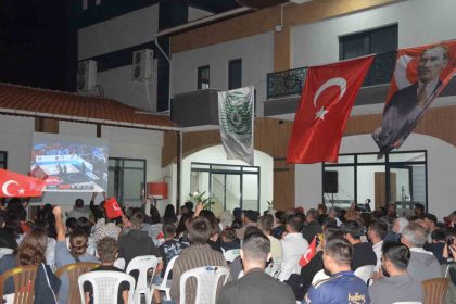 demircide-vatandaslar-eurobasket-2025-final-macini-dev-ekranlardan-izledi