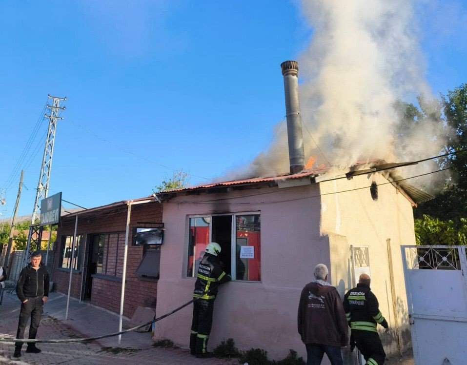 erzincanda-tandir-evi-yandi