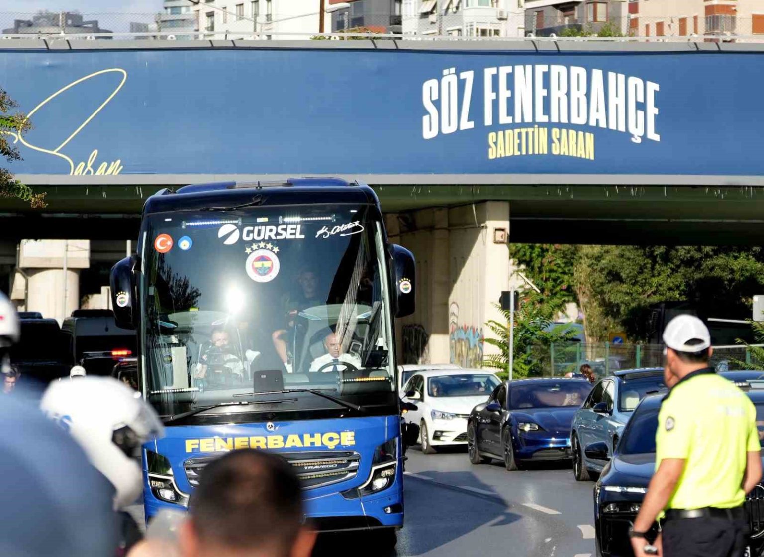 fenerbahce-stada-geldi