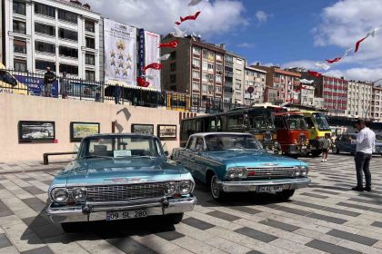 gaziosmanpasa-belediyesi-nostalji-araba-tutkunlarini-bir-araya-getirdi