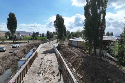 orucbeyli-koyunde-2-kisim-taskin-kontrol-insaatinda-calismalar-suruyor