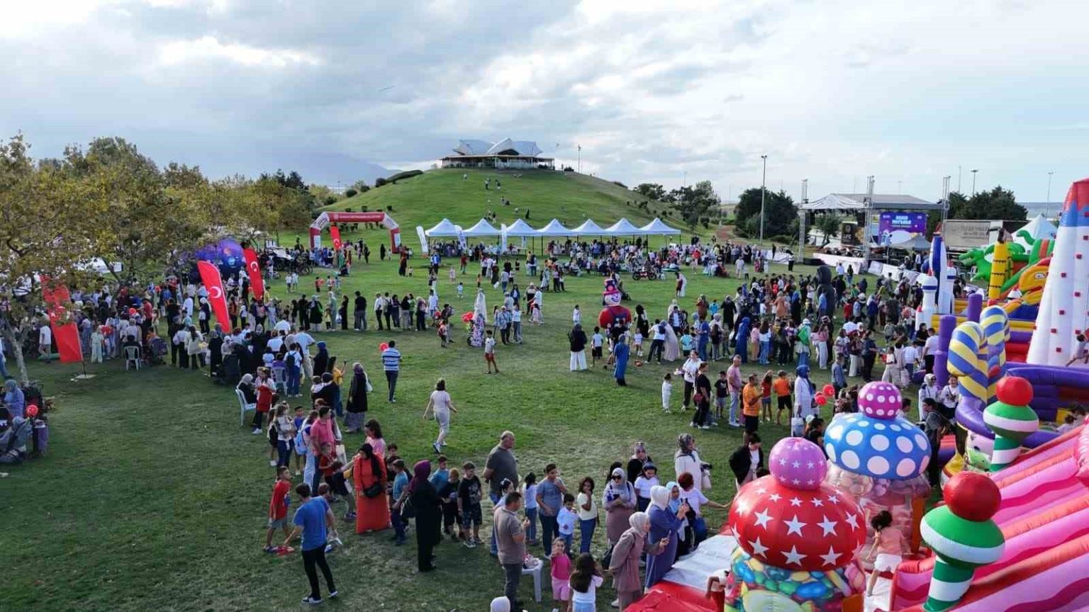 samsun-buyuksehirden-okula-merhaba-cocuk-senligi