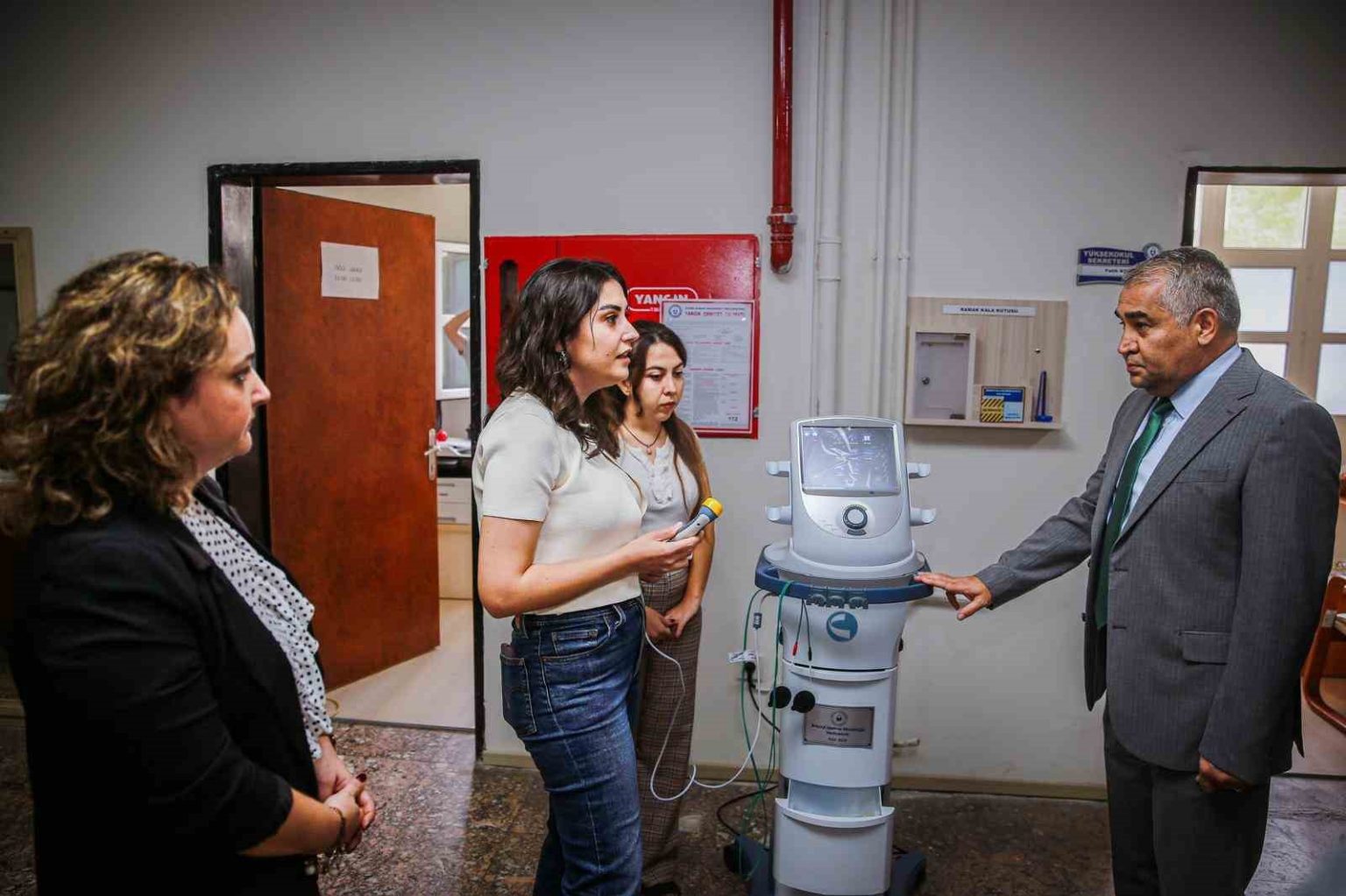 aydin-shmyoya-yeni-nesil-fizyoterapi-cihazi