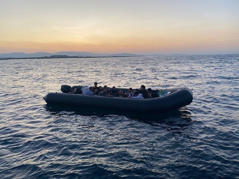 aydinda-20-duzensiz-gocmen-kurtarildi