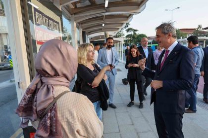 baskan-alemdar-vatandas-ile-birliktet-metrobus-yolculugu-yapti