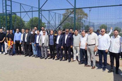 bursada-muslular-futbol-soleninde-bulusuyor