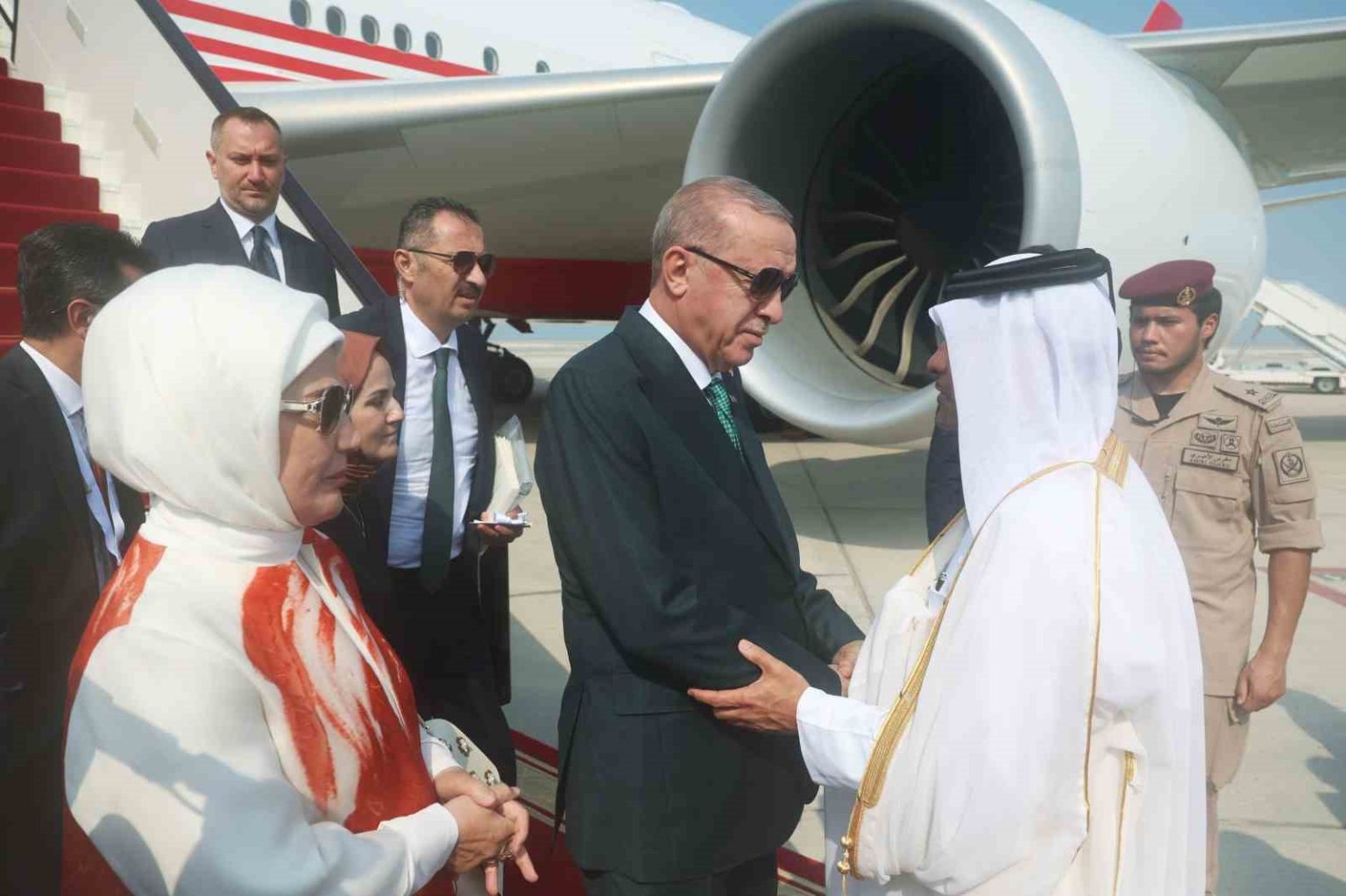 cumhurbaskani-erdogan-katara-geldi